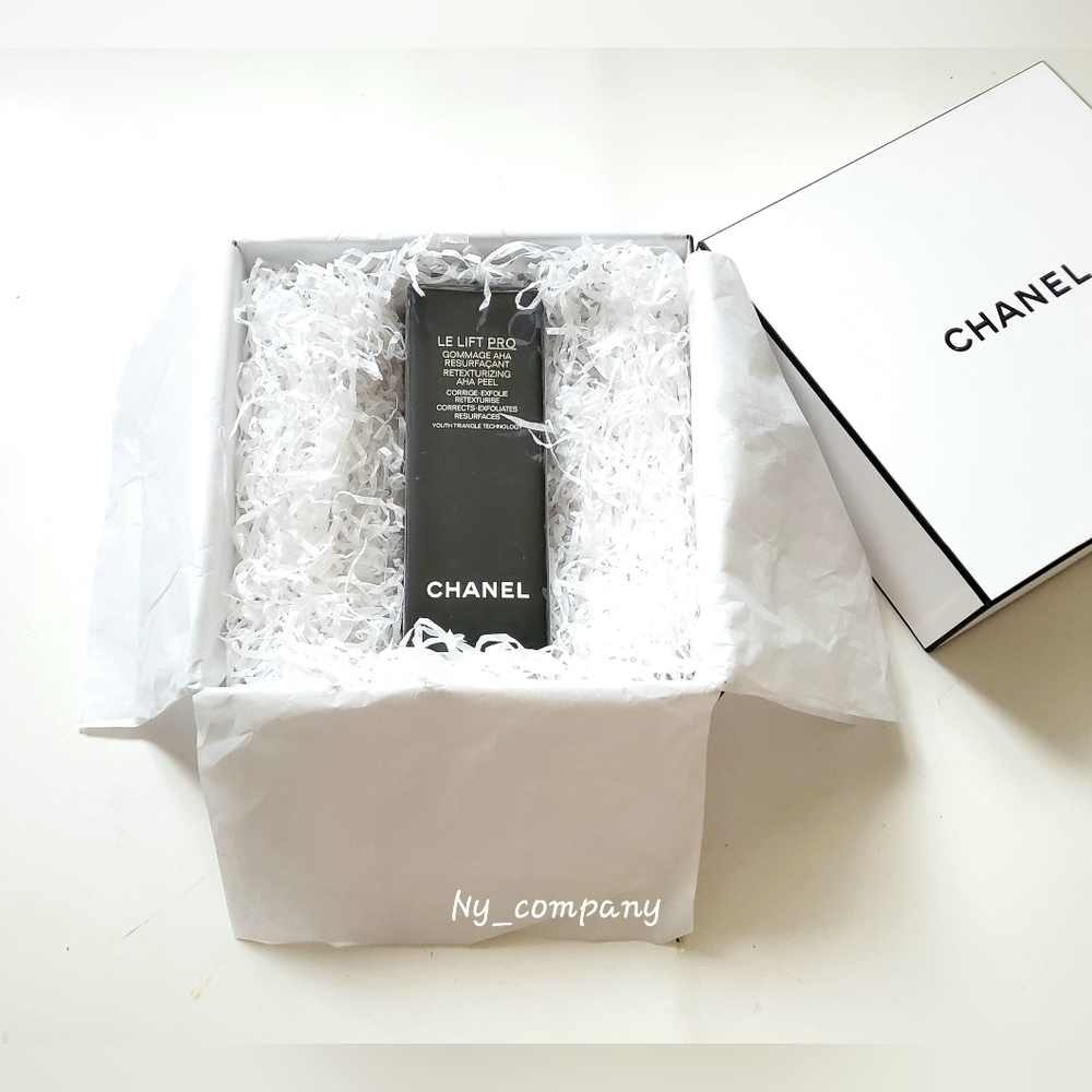 CHANEL LE LIFT PRO RETEXTURIZING AHA PEEL WITH GIFT BOX BRAND NEW